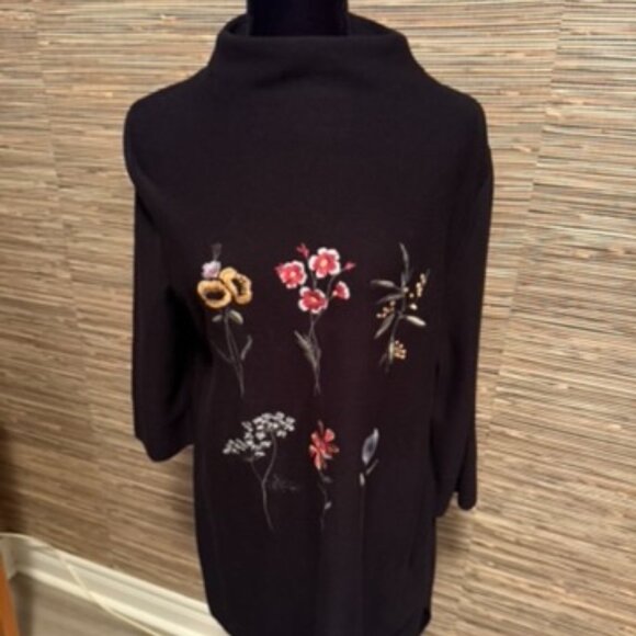 Sweater Dress Black with Embroidered Floral - Picture 1 of 3